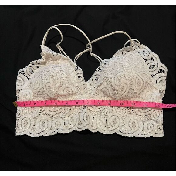 Pink by Victoria's Secret white lace bralette - Picture 6 of 7
